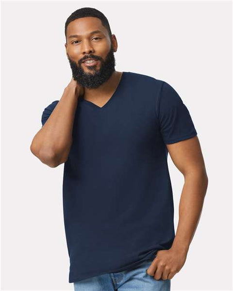 Gildan 64V00 - Unisex Softstyle® V-Neck T-Shirt