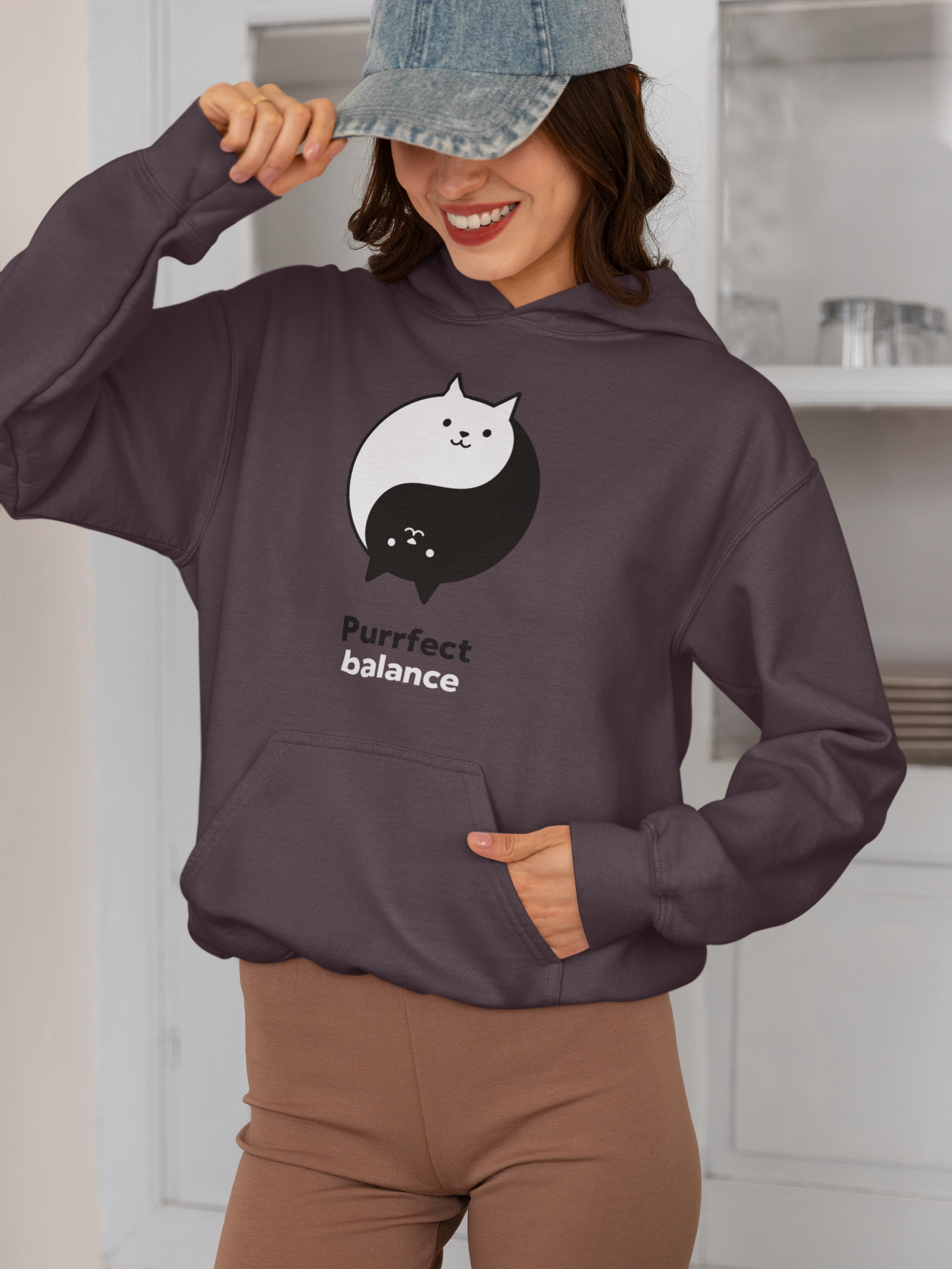 ⚖️ BALANCE – Minimal Cat Yin Yang | DTF Transfer FT804