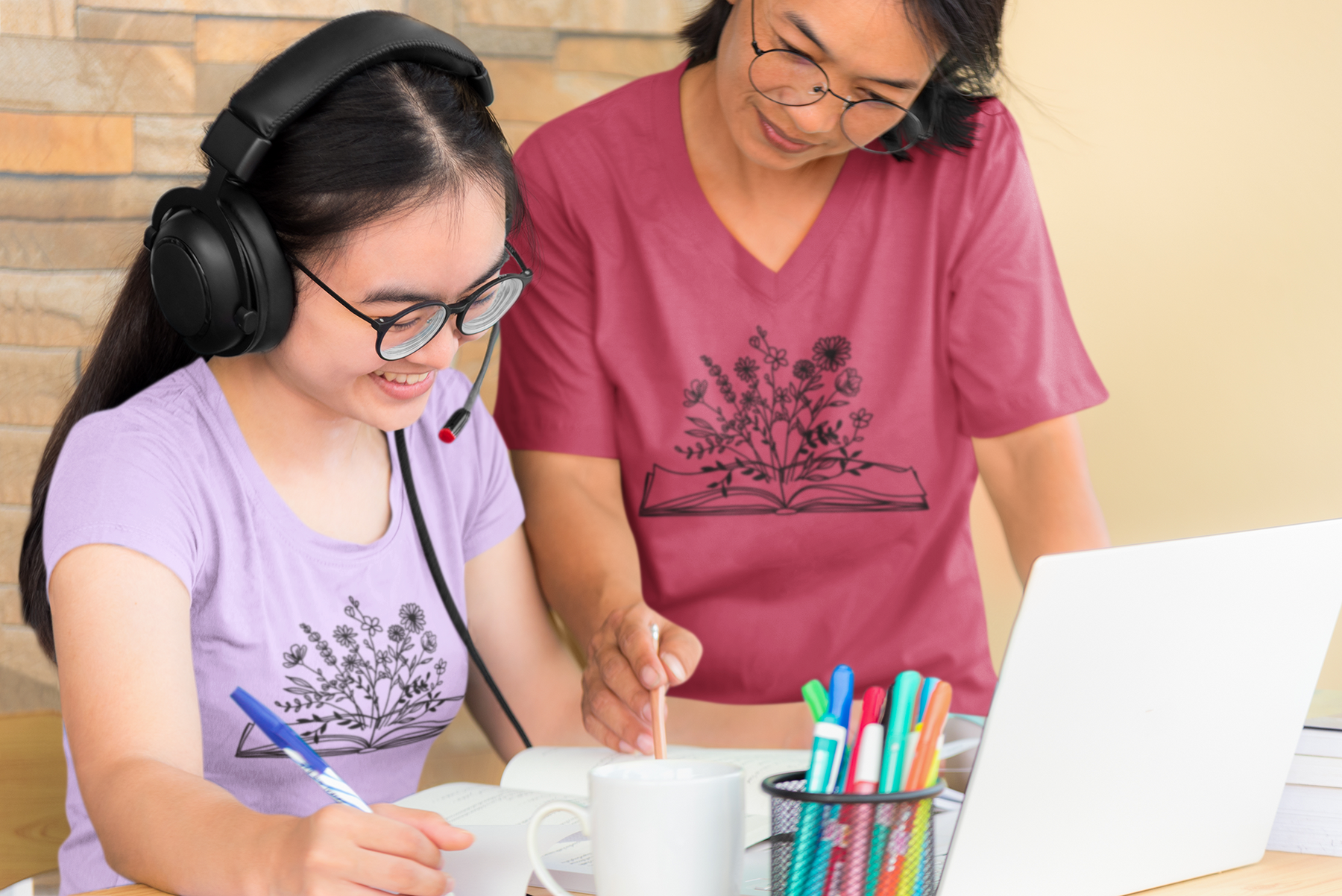 📖🖤 Floral Book Illustration - Teacher & Learning Inspired  | DTF Transfer FT938