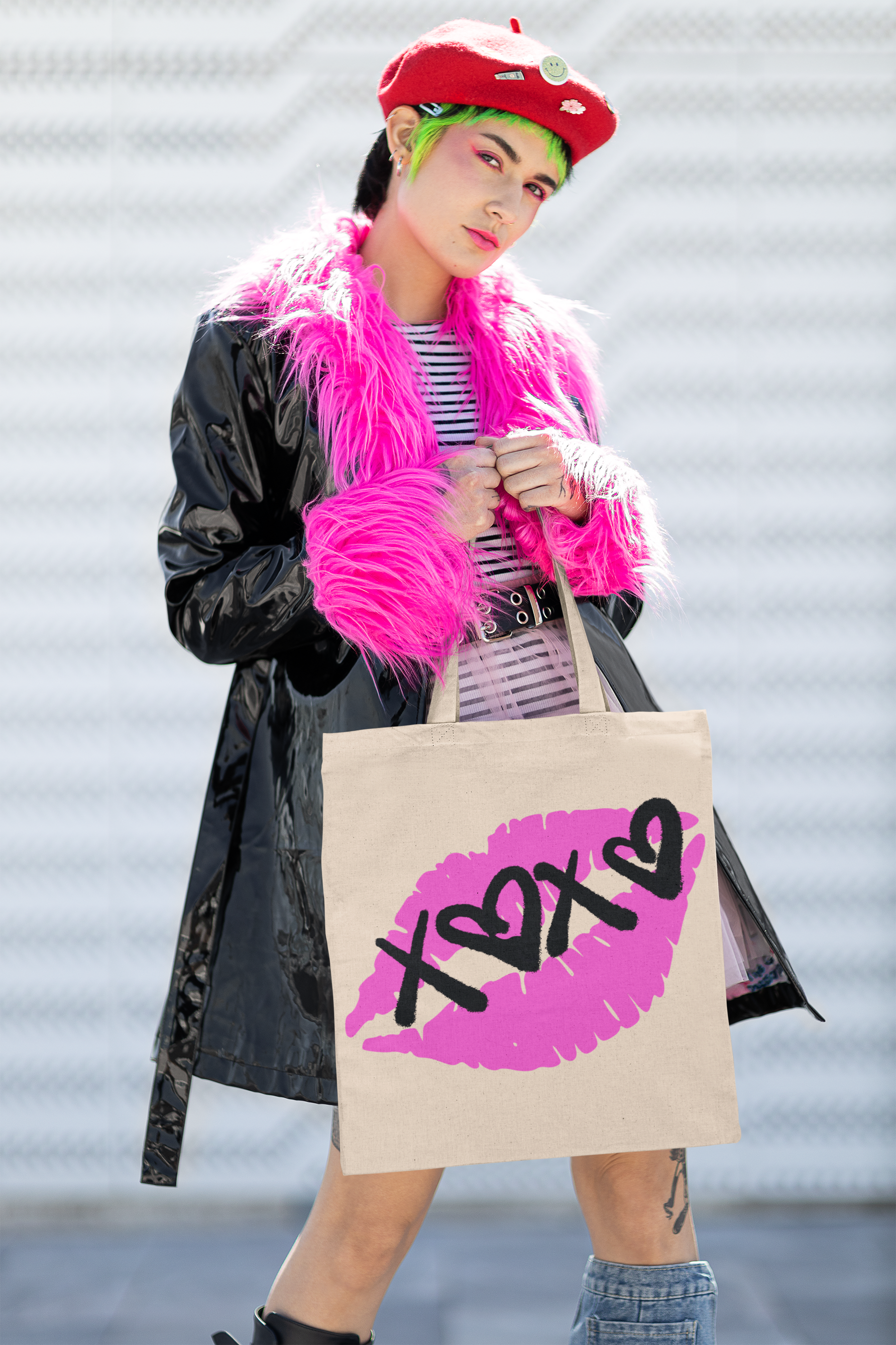 💋 Pink XOXO Lips Design DTF Transfer FT386